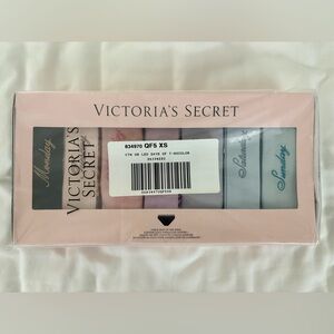 Victoria’s Secret 7-Pack Cotton Logo Days of the Week Hiphugger Panties